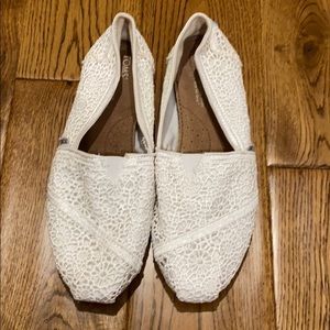 Toms White Lace